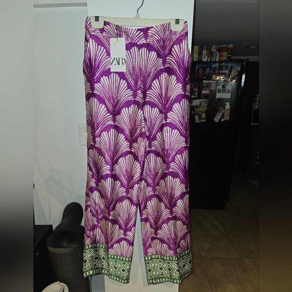 Zara Purple and White Patterned Pants